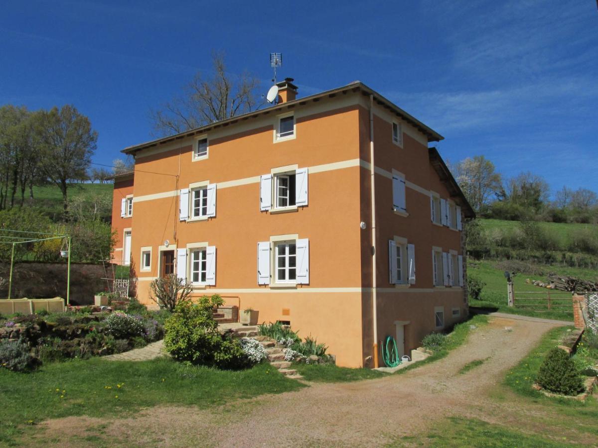Montagny  La Vache Sur Le Toit Bed & Breakfast エクステリア 写真